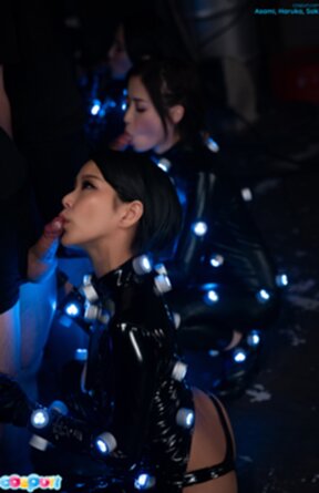 Asami Kondo and Haruka Suzuno sucking cock with Saki Kawanami
